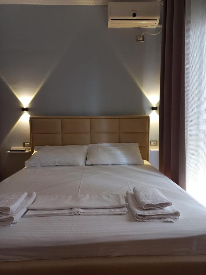 Lungomare Apartament Sea View Vlore Exterior photo